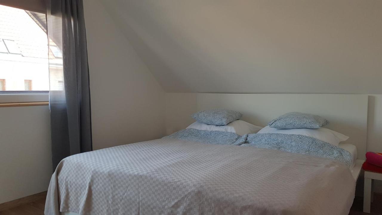 Vegvar Delux Apartman Gyula Eksteriør billede
